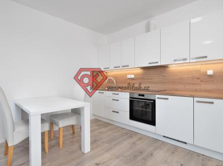 Prodej bytu, 1+kk, 2 830 m²