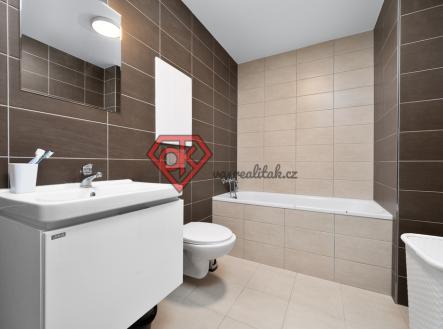 Prodej bytu, 1+kk, 2 830 m²