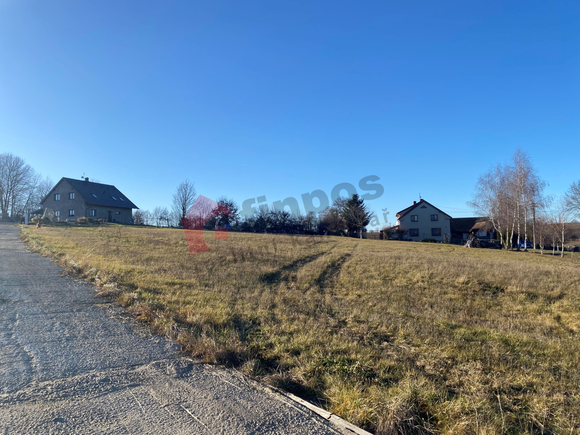 Prodej nádherné stavební parcely s výhledem 1702 m2, v Chocově u Mladé Vožice, 20 km od Tábora, 50 m