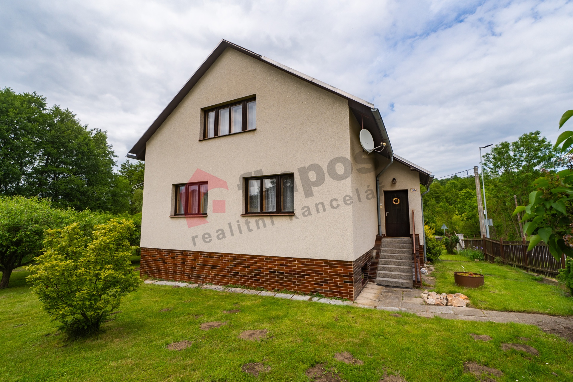 Prodej rodinného domu včetně budovy pro výrobu a skladování v k.ú. Kvasejovice, Sedlec - Prčice