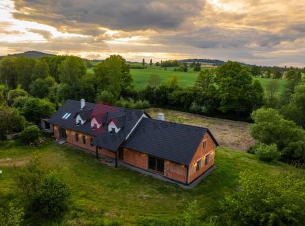 Prodej - dům/vila, 449 m²