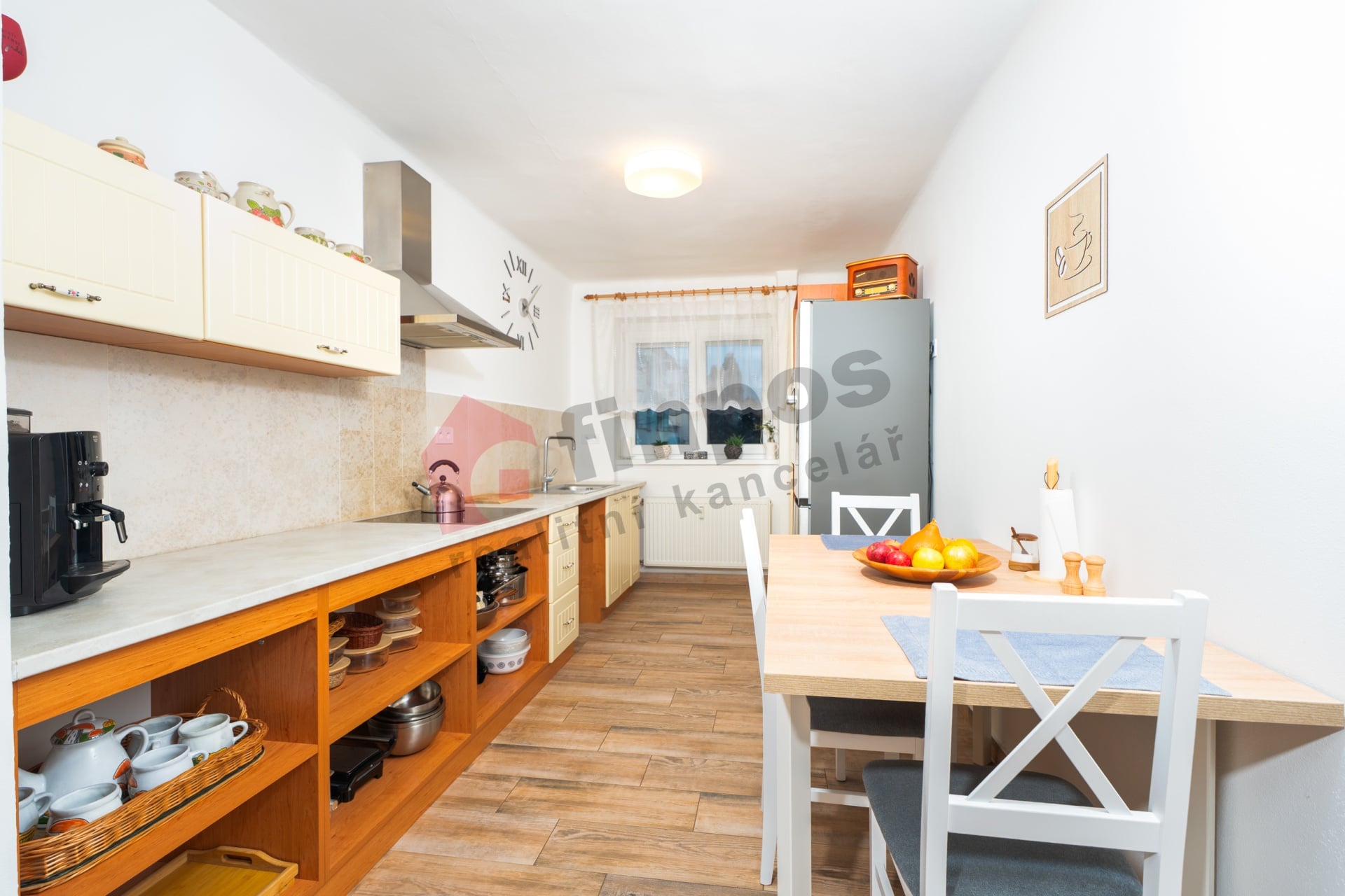 Prodej krásného bytu po kompletní rekonstrukci, 70 m2 (2+1) + balkon + 2x sklep v Táboře, Trocnovská