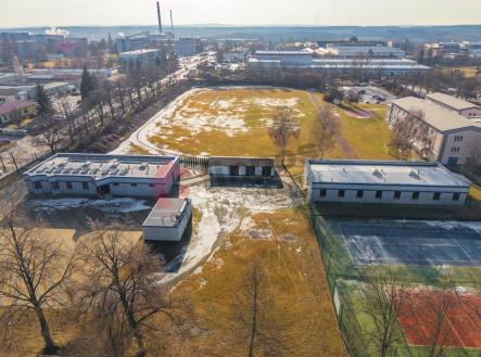 Pronájem komerčního objektu, sklad, 5 330 m²