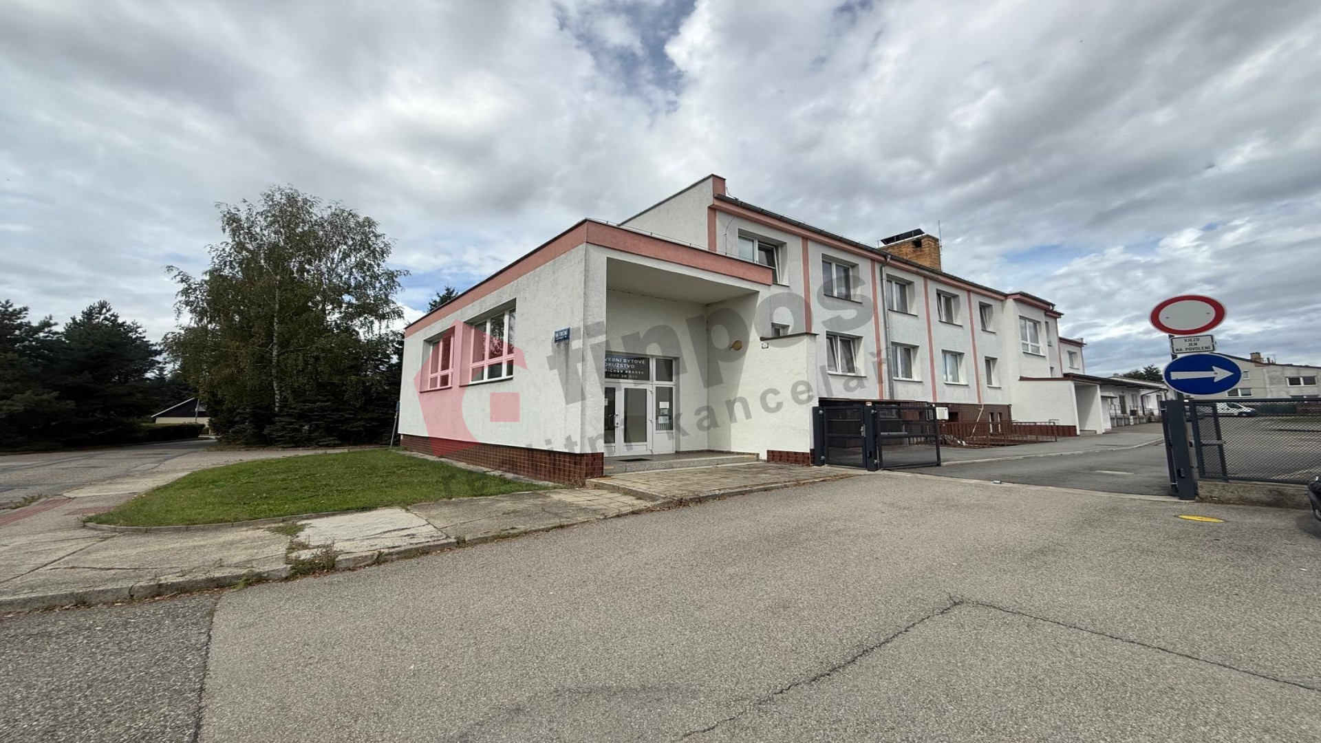 Pronájem kancelářských prostor Na Piketě, Jindřichův Hradec