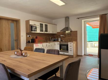 Pronájem domu/vily, 100 m²