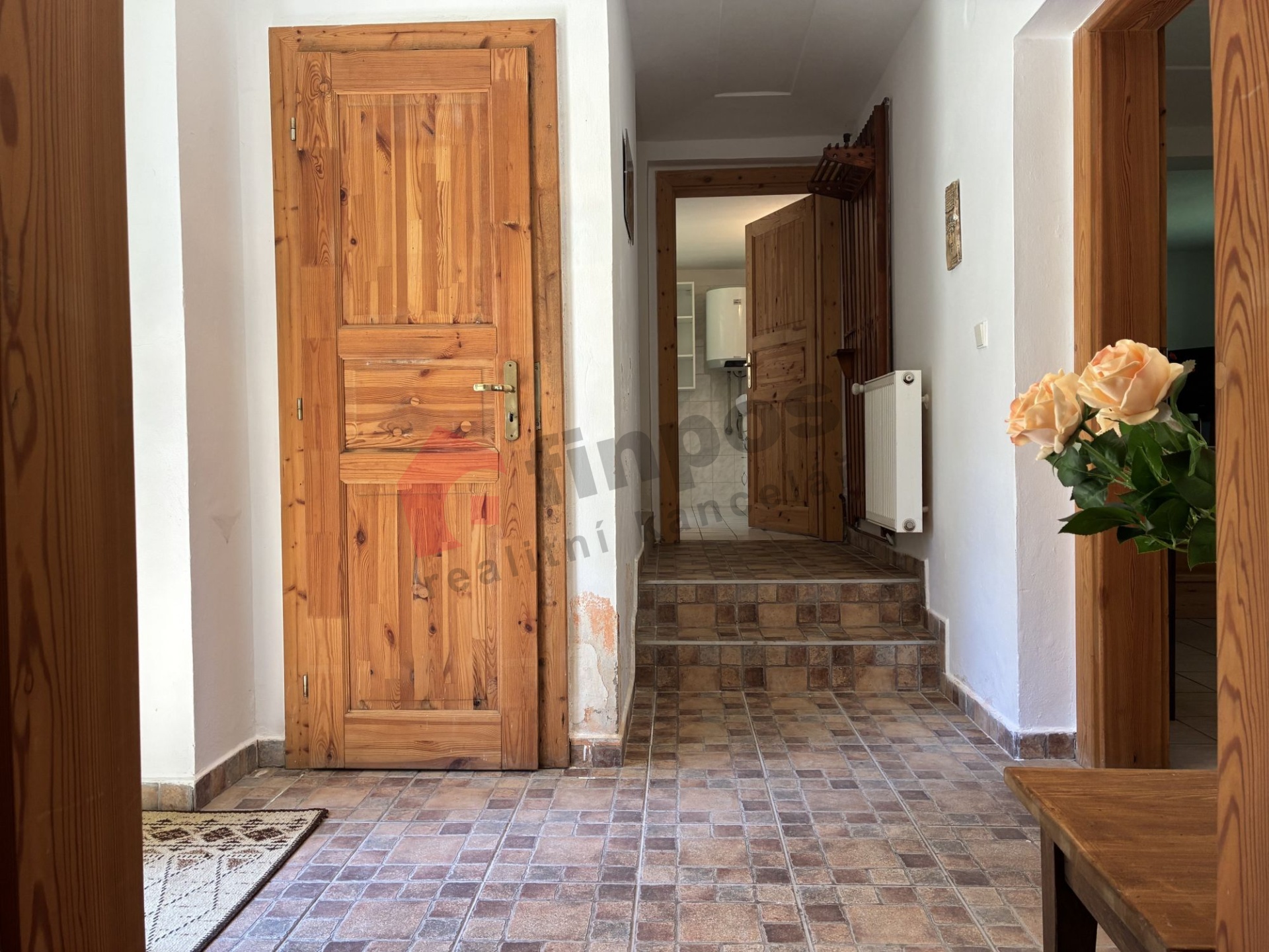 Prodej kouzelné chaloupky na polosamotě u Votic, Benešov. Ideální pro bydlení, glamping, eventy i in