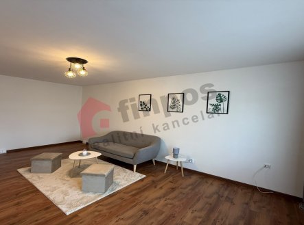 Pronájem bytu 2+1, 61 m2, balkon, výtah, Soběslav - Sídliště Míru