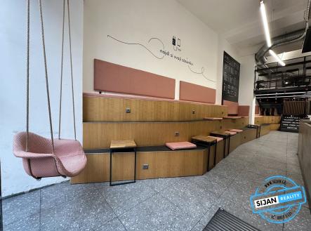 Pronájem restaurace, 166 m²