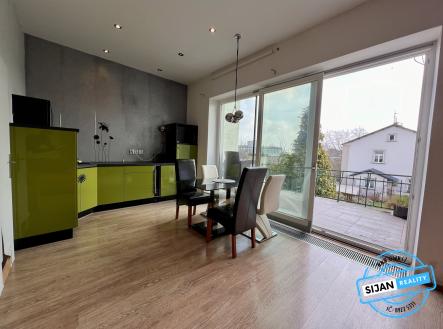 Pronájem bytu, 4+kk, 110 m²