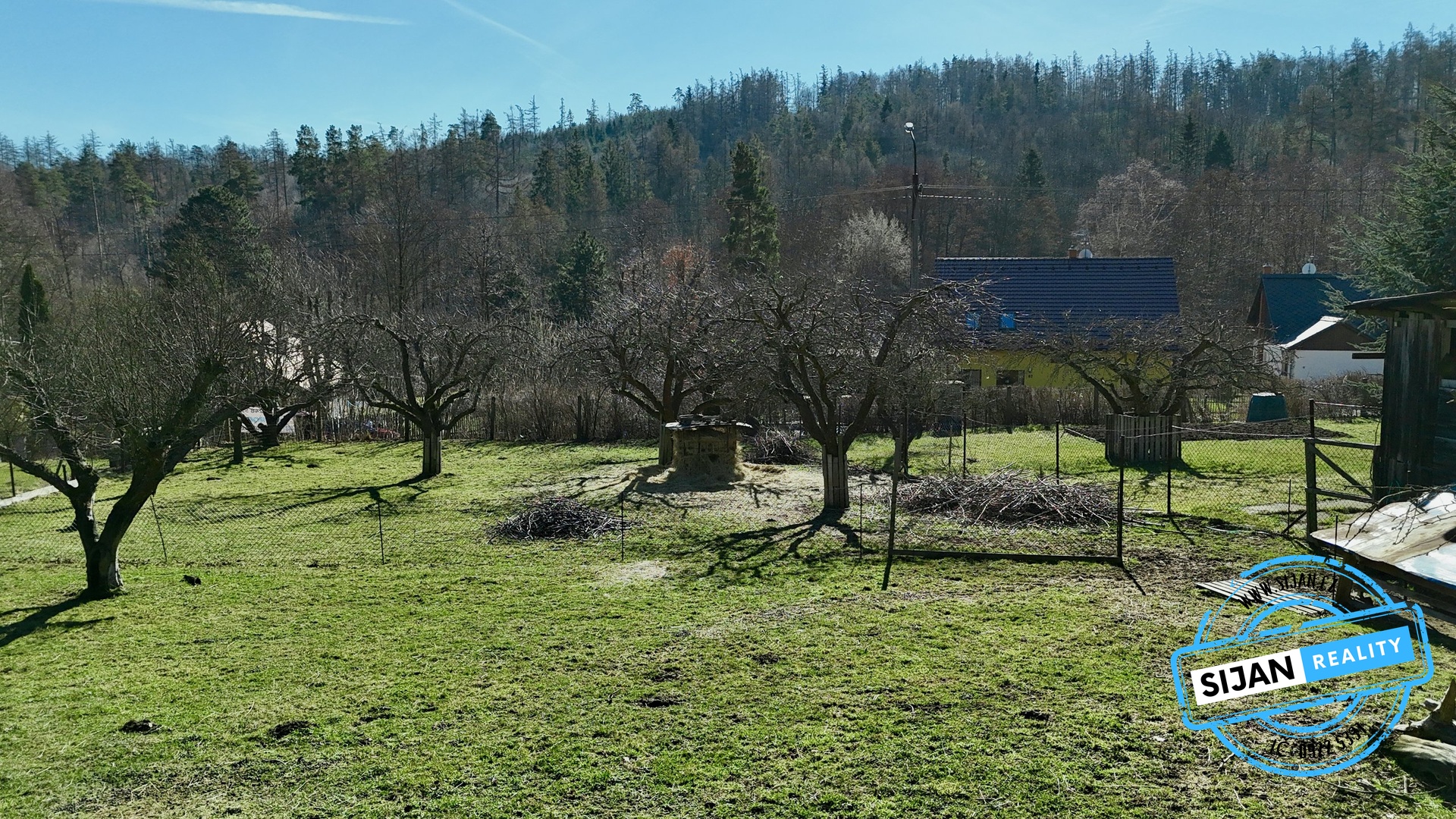 Stavební pozemek Ježník