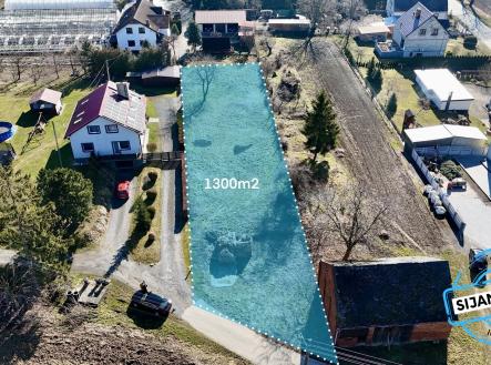 Prodej pozemku pro bydlení, 1 300 m²