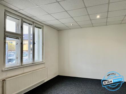 Pronájem kanceláře, 130 m²