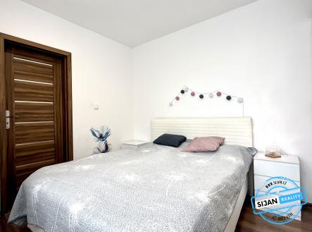Prodej bytu, 4+1, 98 m²