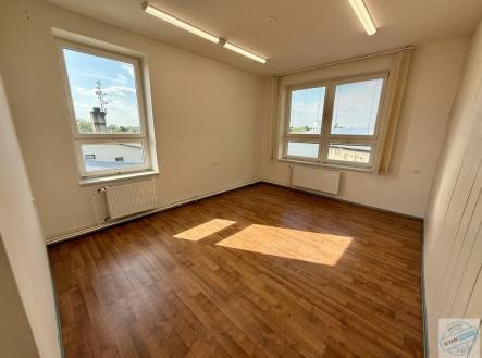 Pronájem kanceláře, 59 m²