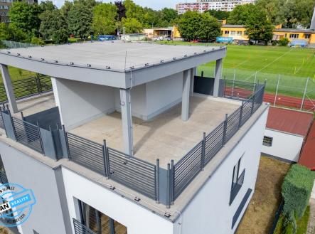 Pronájem bytu, 3+kk, 73 m²
