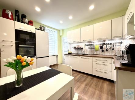 Prodej bytu, 4+1, 84 m²