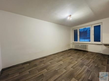 Pronájem bytu, 1+kk, 27 m²