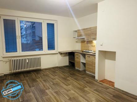 Pronájem bytu, 1+kk, 27 m²