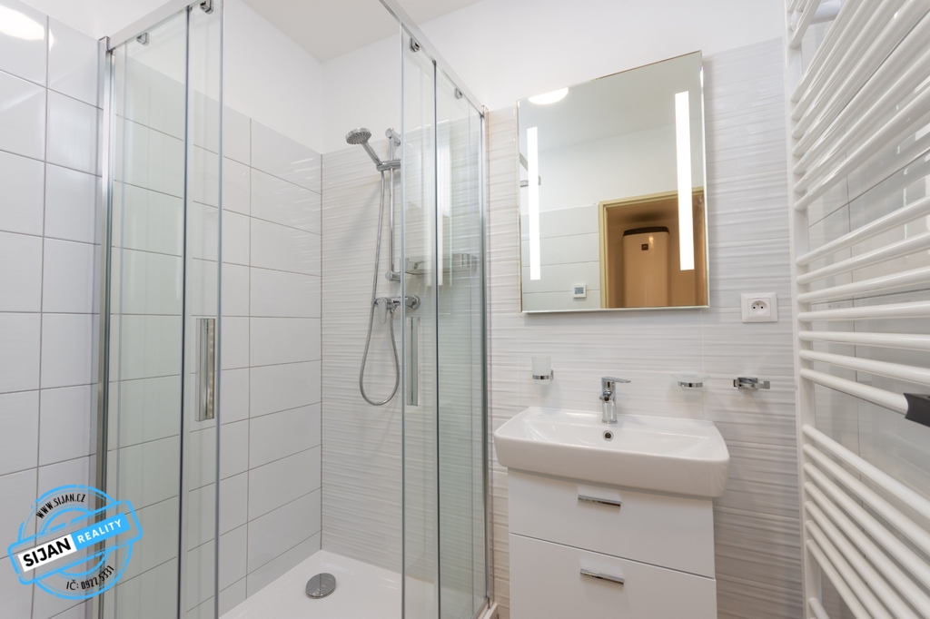 Pronájem bytu 2+kk, 36 m² - Opava - Jaktař
