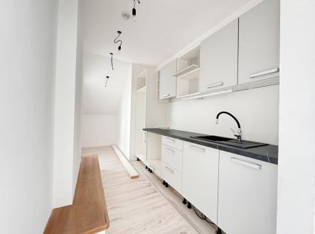 Pronájem bytu, 3+1, 119 m²