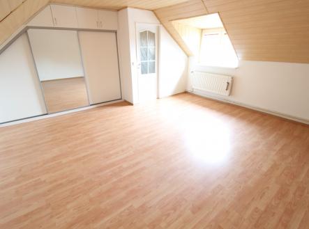 Pronájem bytu, 4+kk, 120 m²