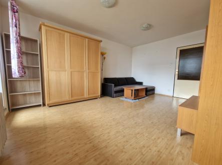 Pronájem bytu, 1+1, 38 m²