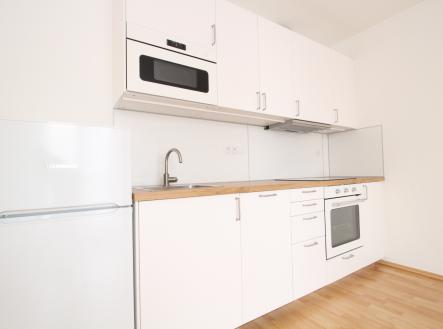 Pronájem bytu, 1+kk, 32 m²