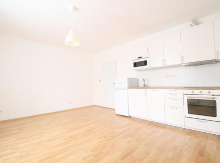 Pronájem bytu, 1+kk, 32 m²