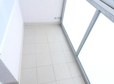 Pronájem bytu, 3+kk, 65 m²