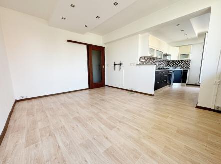 Pronájem bytu, 3+kk, 70 m²