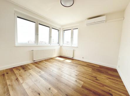 Pronájem bytu, 3+kk, 98 m²