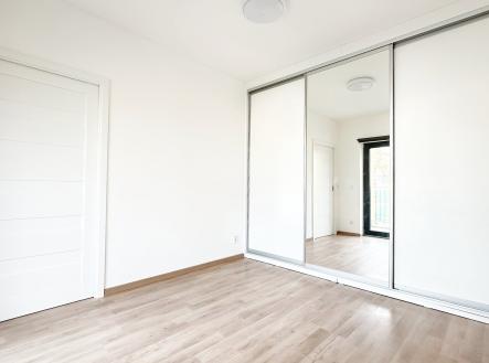 Pronájem bytu, 2+kk, 39 m²