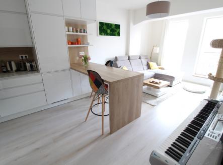 Pronájem bytu, 2+kk, 45 m²