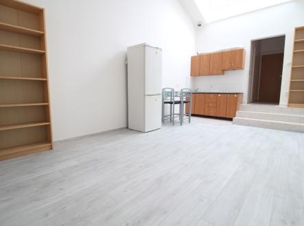 Pronájem bytu, 1+kk, 26 m²