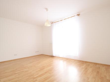 Pronájem bytu, 1+kk, 32 m²