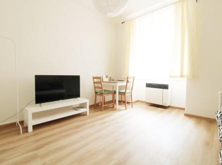 Pronájem bytu, 1+kk, 26 m²