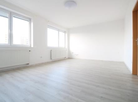 Pronájem bytu, 1+kk, 35 m²