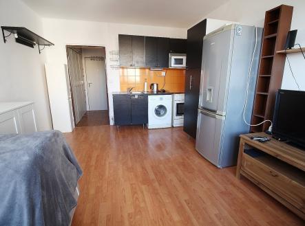 Pronájem bytu, 1+kk, 21 m²