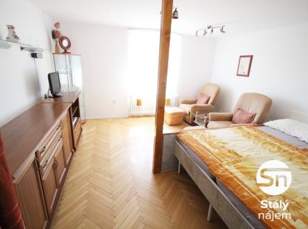 Pronájem bytu, 1+1, 52 m²