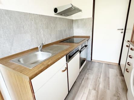 Pronájem bytu, 4+1, 85 m²