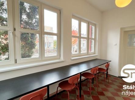 Pronájem bytu, 2+1, 60 m²