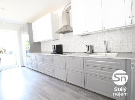 Pronájem bytu, 3+kk, 80 m²