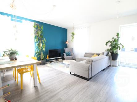 Pronájem bytu, 3+kk, 80 m²