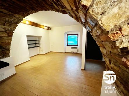 Pronájem bytu, 2+kk, 27 m²