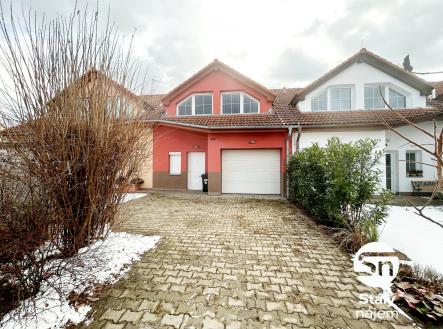 Pronájem domu/vily, 105 m² obrázek