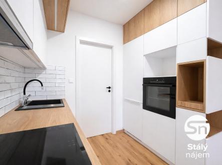 Pronájem bytu, 3+kk, 60 m²