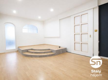 Pronájem bytu, 3+kk, 64 m²