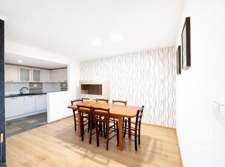 Pronájem domu/vily, 185 m²