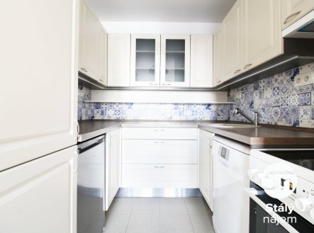 Pronájem bytu, 2+kk, 45 m²