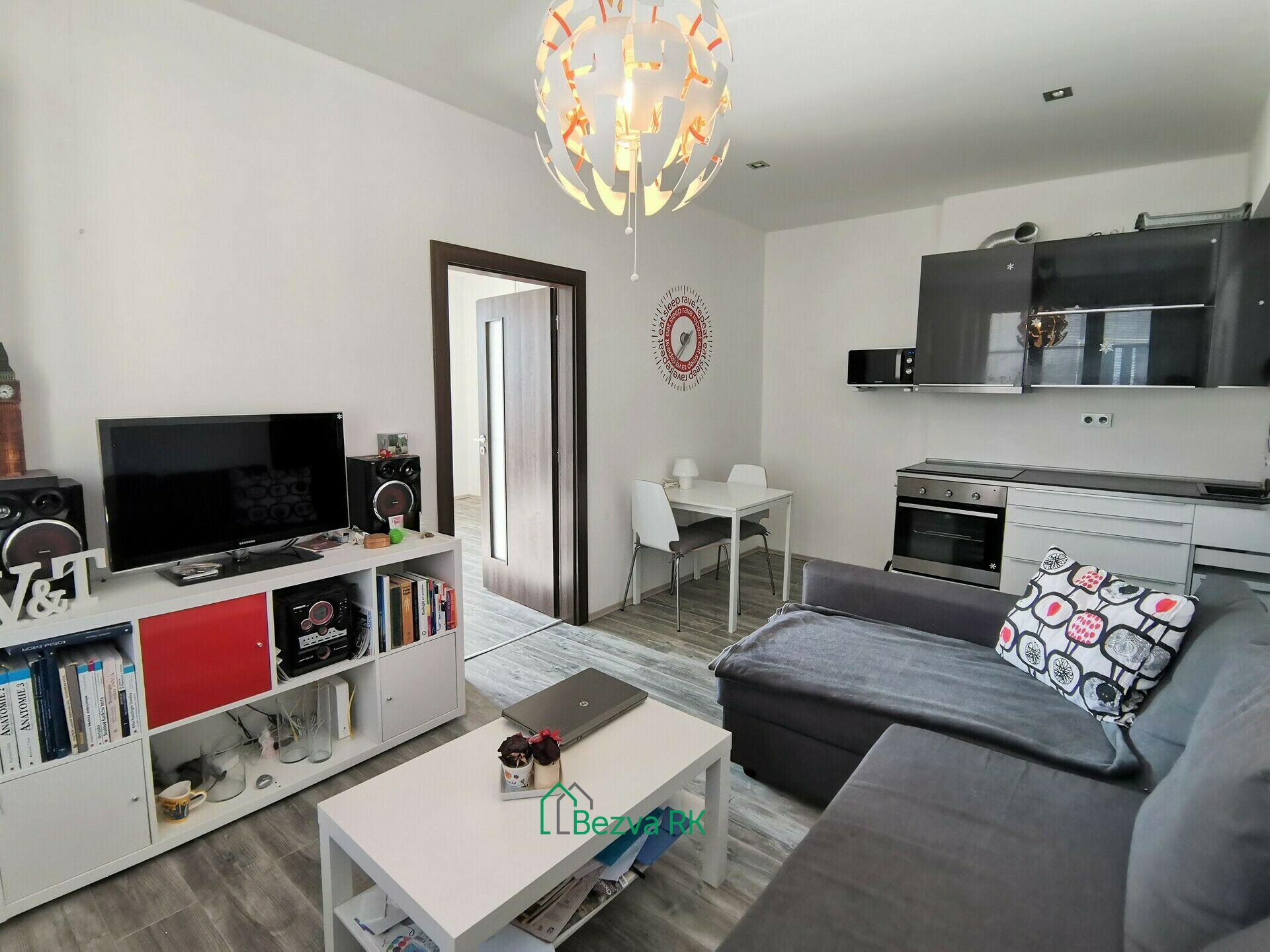 Byt 2+kk, 51m2, Strašnice, Praha 10